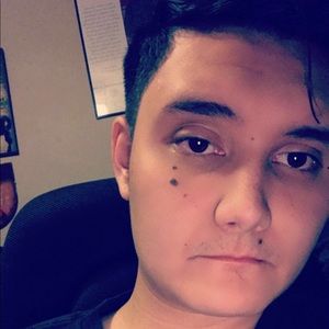 Meet your Posher, Christian